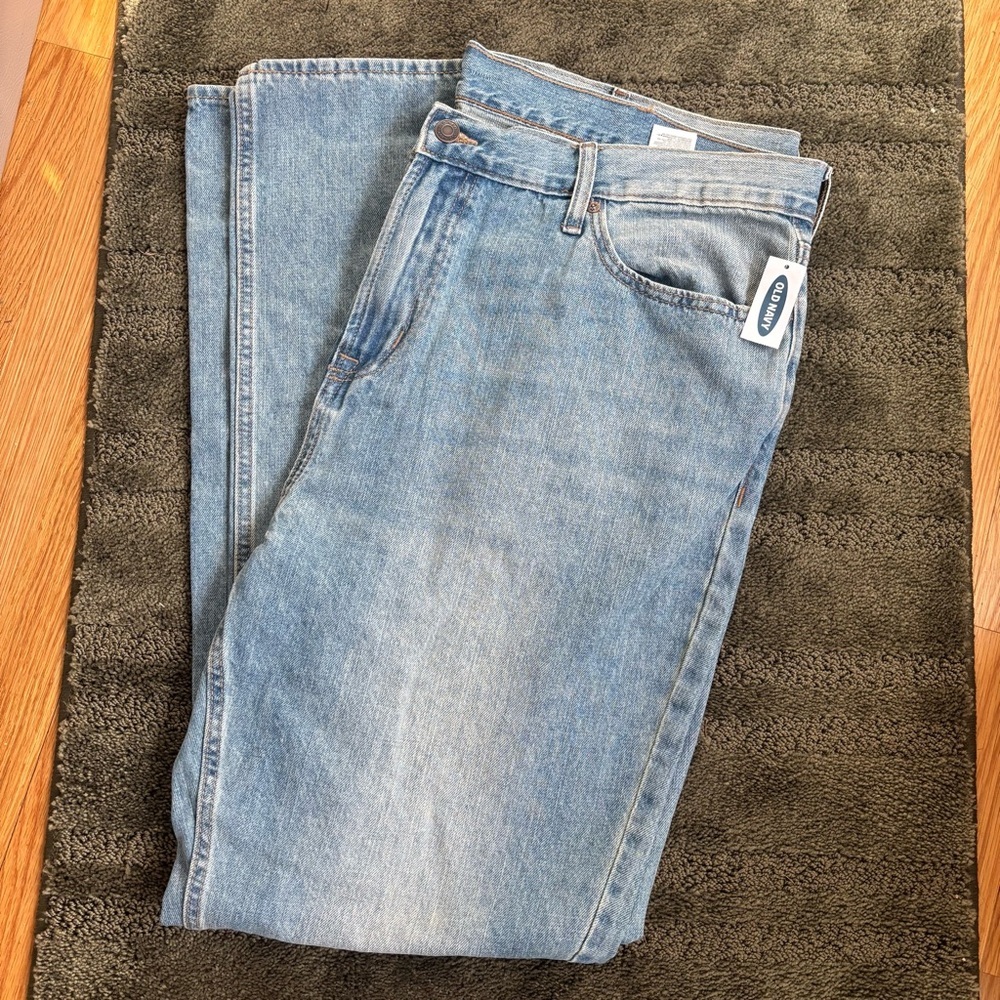 ❤️2/$15 or 3/$21❤️NWT Old Navy Light Blue Straight-Leg Jeans, Size 40x 34
